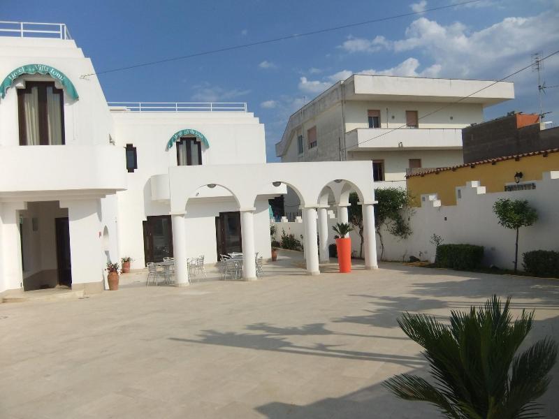 Hotel Villa Ionia أفولا المظهر الخارجي الصورة