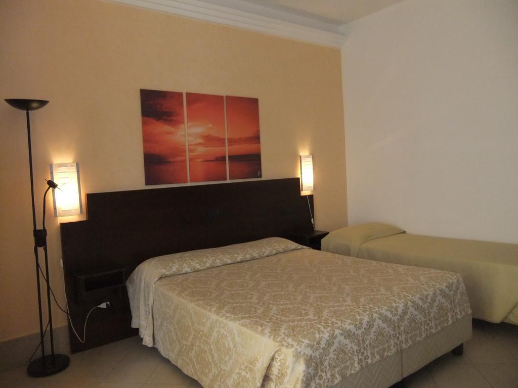 Hotel Villa Ionia أفولا الغرفة الصورة